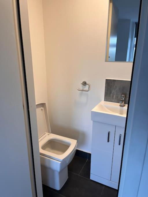 The Serviced Accommodations Harlow Eksteriør bilde
