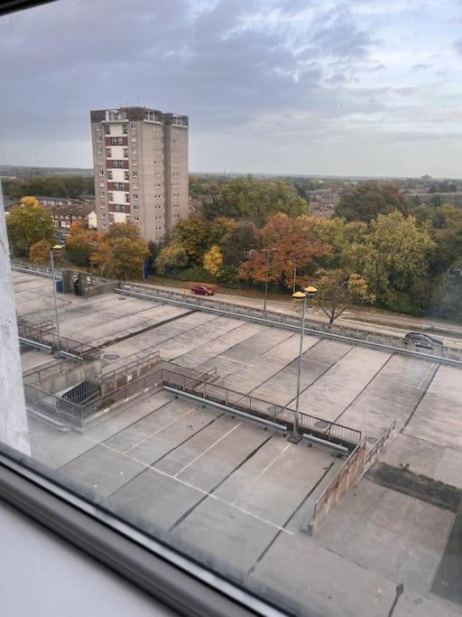The Serviced Accommodations Harlow Eksteriør bilde